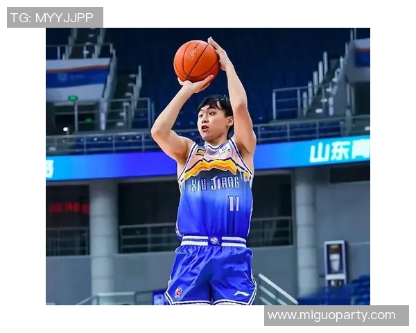 齐麟的崛起与挑战：新一代篮球明星的奋斗历程与未来展望