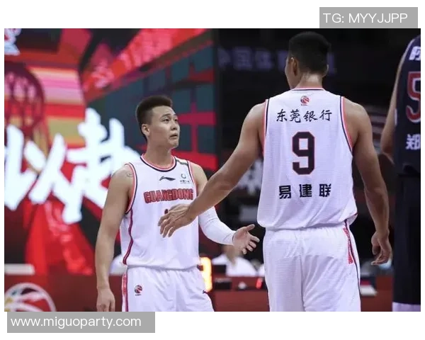 061竞技与班菲尔德激战正酣谁能在这场较量中笑到最后 061竞技与班菲尔德激战正酣谁能在这场较量中笑到最后